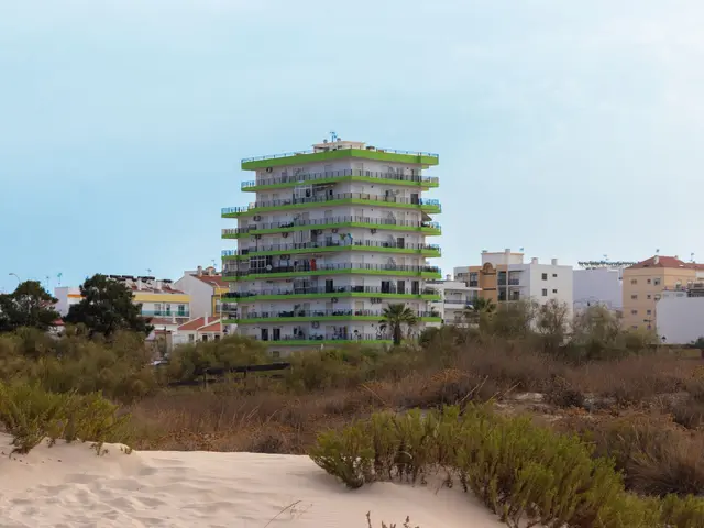 2-bed, 2-bath apartment with sea views 150 m from La Mata beach