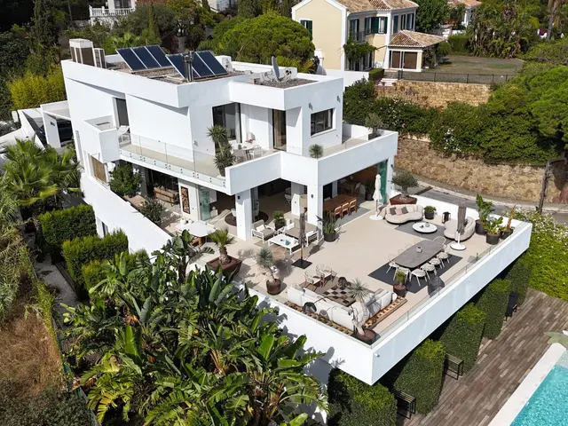 2-bed, 2-bath apartment for long-term rent 500 m from Cala Capitán — 4