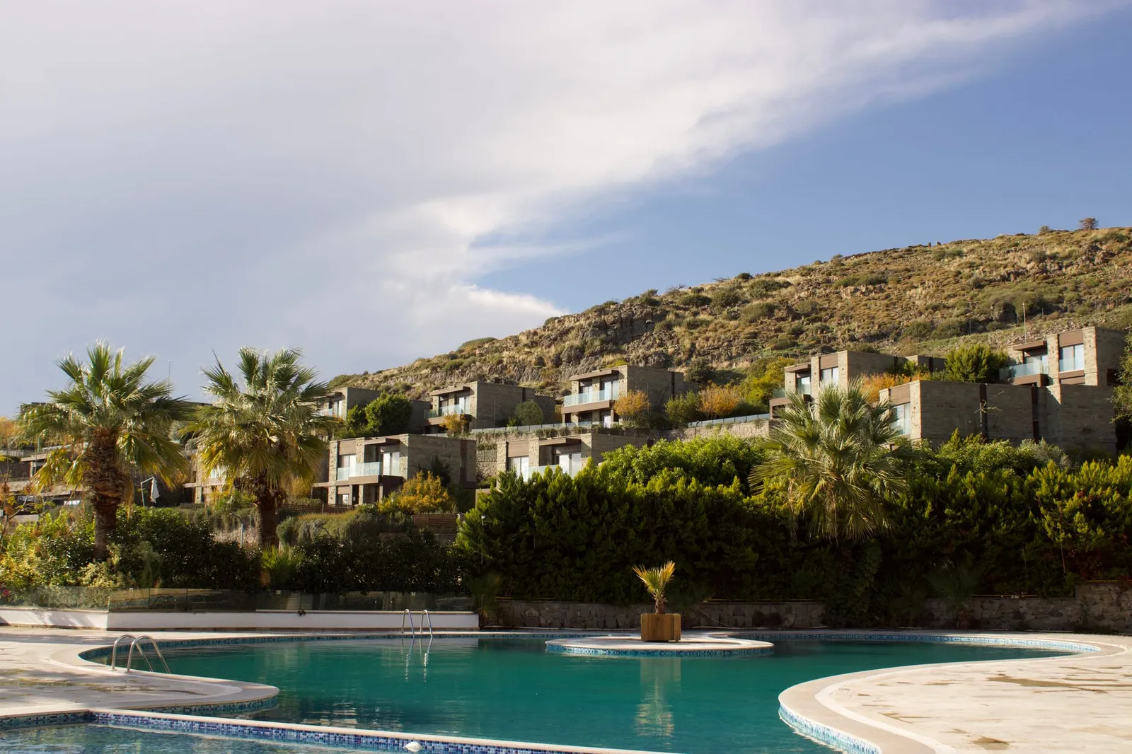2-bed apartment with large terrace walking distance to Zenia Boulevard