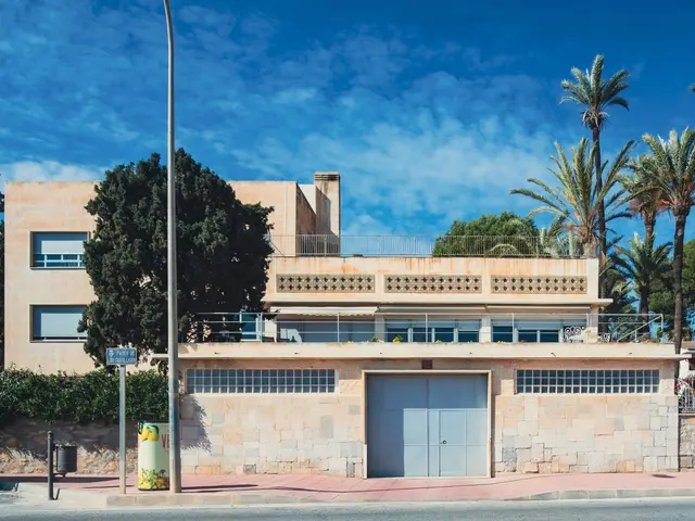 3-bed townhouse with garden and solarium 600 m from Mil Palmeras beach — 5