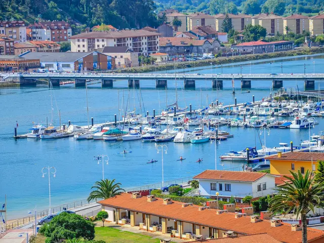2-bed apartment near the marina and beach in Torre de la Horadada — 2