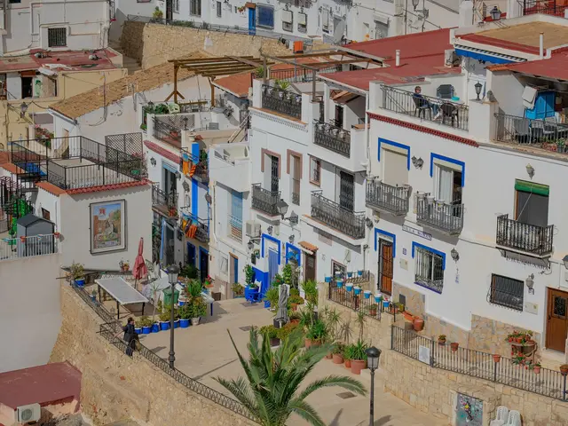 3-bed townhouse with solarium and communal pool in El Raso, Guardamar — 5