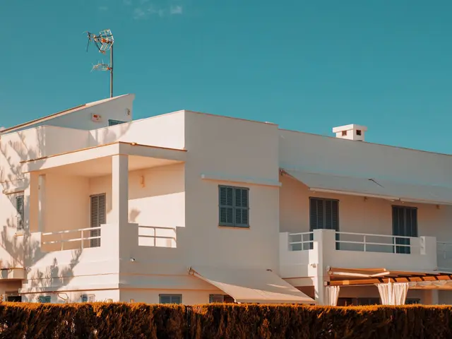 New-build 3-bed villa with private pool on the edge of Los Montesinos village