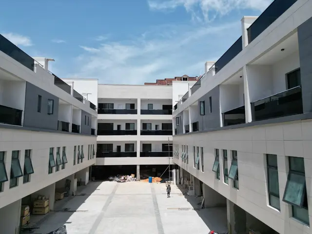 Bungalow de obra nueva en planta baja con jardín privado en Los Montesinos — 3